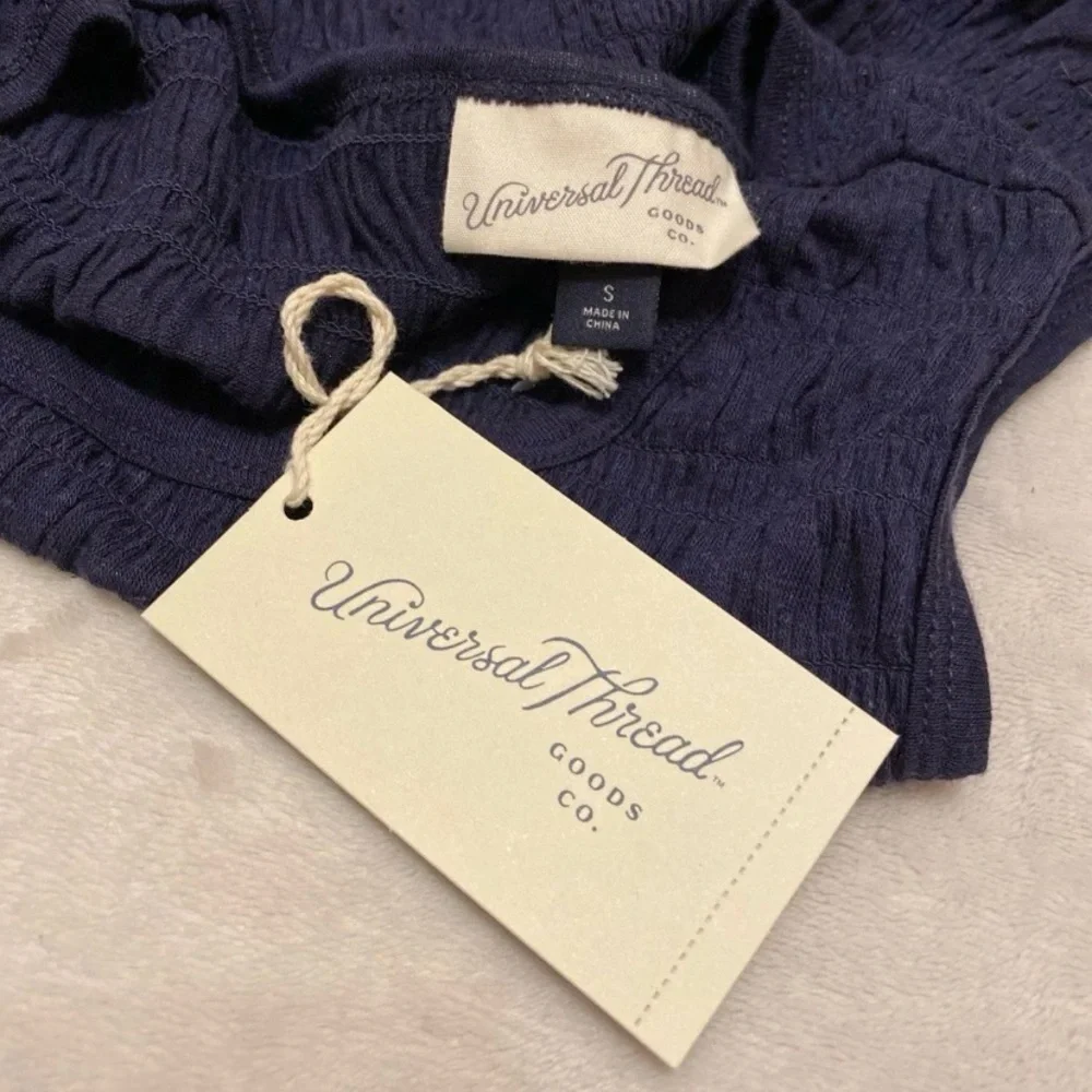 Universal Thread Navy Sleeveless Top